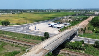 Quảng Ngãi kiến nghị đầu tư nút giao, đường kết nối với các tuyến cao tốc