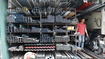 Thị trường vật liệu xây dựng "nóng" từng ngày do nhu cầu sửa chữa tăng cao