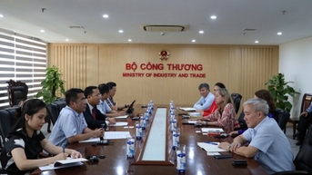 WB cam kết tiếp tục hỗ trợ vốn cho Việt Nam thực hiện các dự án về năng lượng tái tạo