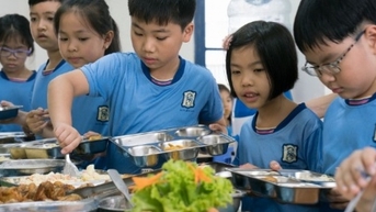 Trẻ em Việt Nam đang phải đối mặt với ba gánh nặng về dinh dưỡng