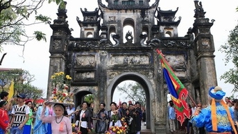 ហាណូយចំណាយថវិកាជាង ១៤.០០០ ពាន់លានដុង លើការជួសជុល និងតុបតែងព្រះសារីរិកធាតុ