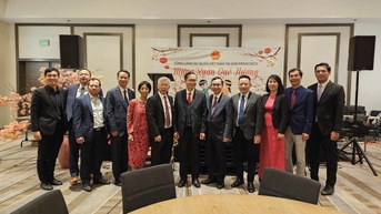 Tết đoàn viên tại quận Cam, bang California, Hoa Kỳ