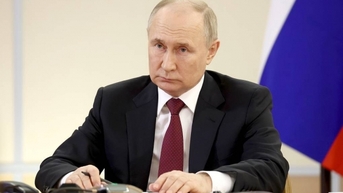 "Cán cân" ủng hộ nghiêng hẳn về Tổng thống Putin, Latvia lên kế hoạch hành động ở thủ đô Riga