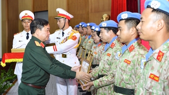 Công binh Việt Nam 'làm thay đổi diện mạo Abyei'