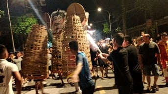 Làng cổ ở Thái Bình làm ra thứ gia vị cả thiên hạ ăn, xưa có cô gái làng đi đâu mà gặp vua Trần?