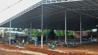 Kho xưởng xây dựng vi phạm tràn lan, có dấu hiệu bao che
