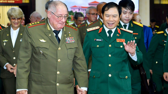 Thượng tướng Nguyễn Tân Cương hội kiến Bộ trưởng Bộ các Lực lượng vũ trang cách mạng Cuba