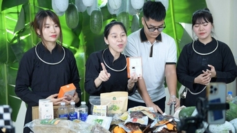 ទាញយកសក្តានុពលនៃសេដ្ឋកិច្ចឌីជីថលក្នុងការលើកកម្ពស់ផលិតផល OCOP