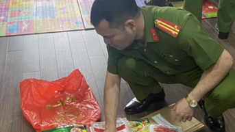 Bắt quả tang đôi vợ chồng sản xuất bột ngọt và hạt nêm giả