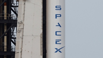 Trung Quốc phản ứng trước thông tin SpaceX bán vệ tinh do thám cho Mỹ