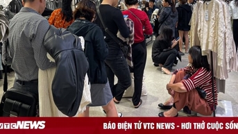 Vạ vật, xếp hàng cả tiếng đồng hồ mua đồ hiệu giảm giá Black Friday ở Hà Nội