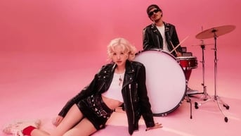 Vượt Taylor Swift, APT. của Rosé BlackPink và Bruno Mars là màn kết hợp bùng nổ nhất 2024