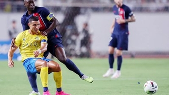 Ronaldo tịt ngòi, Al-Nassr hòa giao hữu với PSG