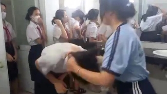 학교 폭력에 맞서 싸우려면 어디서부터 시작해야 할까?