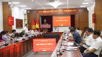 Tăng cường giáo dục chính trị tư tưởng cho cán bộ, đảng viên