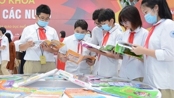 NXB Giáo dục Việt Nam công bố giá sách giáo khoa mới lớp 4, 8, 11