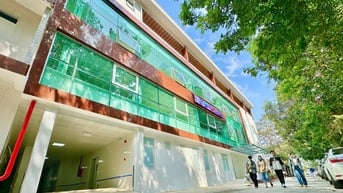 Đưa vào hoạt động khu điều trị mới khoa đột quỵ, tim mạch can thiệp