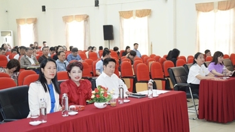 300 phóng viên, biên tập viên tập huấn nghiệp vụ tuyên truyền Đại hội Đảng các cấp