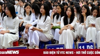 'Nóng' chuyện học phí, chính sách tiền lương giáo viên