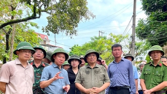 ប្រធានគណៈកម្មាធិការប្រជាជនខេត្ត Yen Bai បានផ្ញើលិខិតថ្លែងអំណរគុណចំពោះកាយវិការដ៏ថ្លៃថ្នូក្នុងការជួយ Yen Bai យកឈ្នះលើទឹកជំនន់ជាប្រវត្តិសាស្ត្រ។