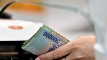 Lãi suất ngân hàng hôm nay 28/11/2024: Ồ ạt tăng lãi suất huy động