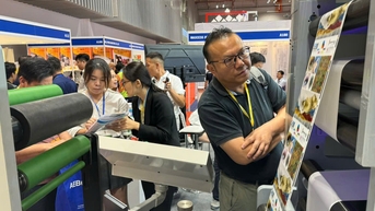 អាជីវកម្ម​វៀតណាម​មាន​គោលដៅ​សម្រាប់​ឧស្សាហកម្ម​បោះពុម្ព 'បៃតង'