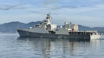Những “bông hoa biển” cống hiến vì biển đảo Tổ quốc