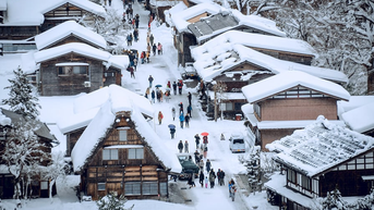 Ngẩn ngơ ngắm mùa đông cổ tích ở Shirakawa-go, Nhật Bản