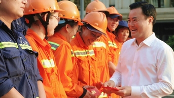 Xây dựng hình ảnh TP HCM xanh - sạch
