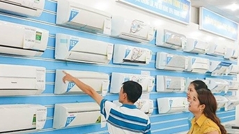 Cao điểm nắng nóng, đại gia bán máy lạnh bội thu