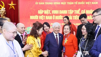 Gắn kết với quê hương, để cùng đất nước vươn lên