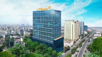 LPBank dời lịch họp ĐHĐCĐ bất thường sang tháng 11/2024