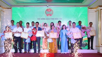 Đắk Lắk tôn vinh nông dân xuất sắc năm 2024