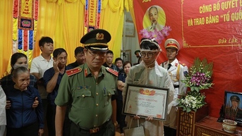 Giám đốc Công an tỉnh Đắk Lắk kêu gọi biến đau thương thành hành động cách mạng