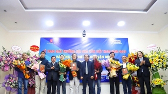 Trao Giải thưởng văn học Hội Nhà văn Việt Nam