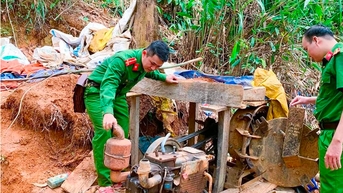 Lại "nóng" khai thác vàng trái phép