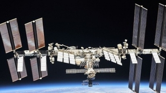 Tốc độ nhanh ‘khủng khiếp’ của Trạm vũ trụ quốc tế ISS