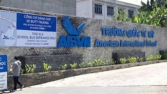 6월 15일 이후 조건이 충족되지 않을 경우 American International School 운영 중단을 고려하세요.