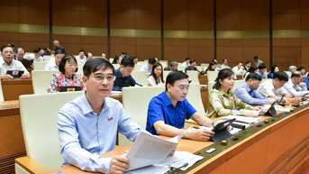 Trình Quốc hội chủ trương đầu tư dự án đường sắt tốc độ cao trục Bắc – Nam đi qua 20 tỉnh, thành phố