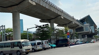 Xử lý bãi xe không phép dọc tuyến metro Nhổn