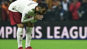 Scholes: 'Fernandes đã mắc hai lỗi ngu ngốc'