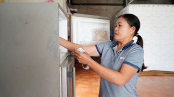 Có điện, người dân vẫn phải đun bếp củi: Công ty bán điện hứa 'khắc phục ngay'