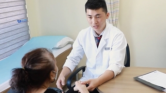 Khi nào cần hút dịch khớp gối?