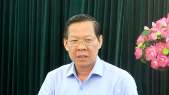 កៀរគរធនធានអតិបរមាដើម្បីអភិវឌ្ឍឧស្សាហកម្មដឹកជញ្ជូន