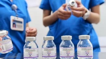 Sản xuất huyết tương trong nước là bước ngoặt để tránh thiếu thuốc chữa bệnh