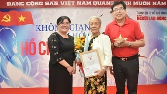 “Mai Vàng tri ân” vinh danh Nhà giáo, NSƯT Măng Thị Hội