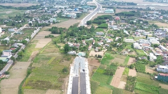 Dự án đường gần 700 tỷ ở Quảng Ngãi trầy trật vì vướng mặt bằng