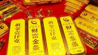 Mặc nhu cầu vàng dự kiến giảm 9%, Trung Quốc miệt mài mua vào