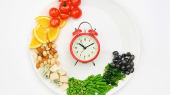 Phát hiện mới về giờ ăn sáng và tối tốt nhất để tránh đột quỵ