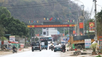 Cò Nòi, một xã nghèo có tiếng ở Sơn La nay trù phú, có vườn cây treo đầy quả vàng đến là no mắt